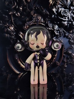 Authentic Skullpanda Monster Heir Limited Edition Figure Toy 12.5