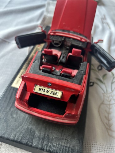 1:18 Maisto 1993 E36 BMW 325i Convertible Red Model Car - Picture 5 of 7
