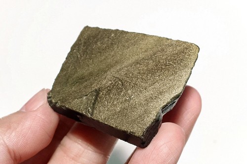 Muestra áspera faceta obsidiana dorada natural de 107 quilates YGO1215 - Imagen 2 de 3
