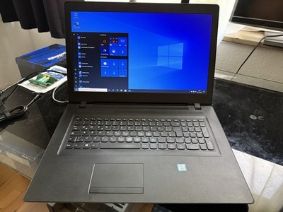 Lenovo V110 17.3  Notebook Laptop i5-7200U 8GB DDR4 256GB SSD Win 10 TOP Zustand