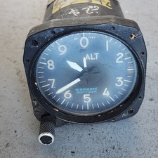 Aerosonic Digitizer Pressure Altitude Reporting Altimeter/Encoder 14-28V PN 635-