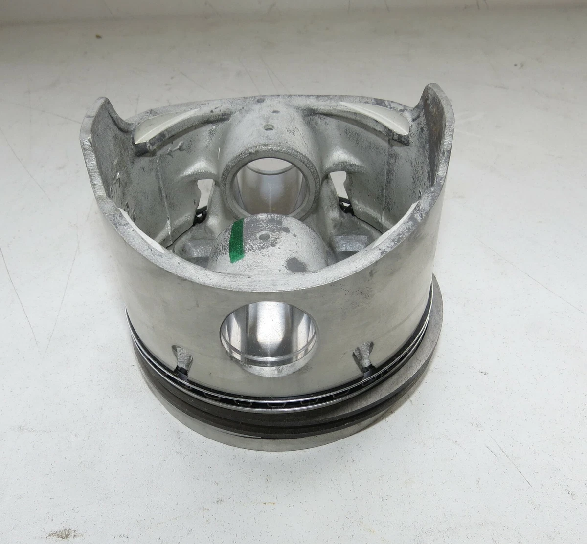 Bentley Rolls-Royce OEM NEW Vintage Piston Assembly UE33157