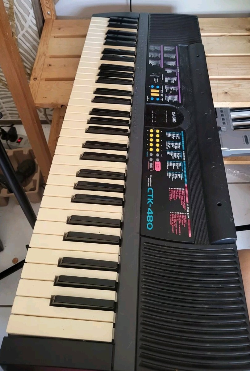 カシオ　キーボード　CASIO 電子ピアノ　CTK-480 Casio CTK-480 61 Key Full-Size Portable Keyboard Missing the