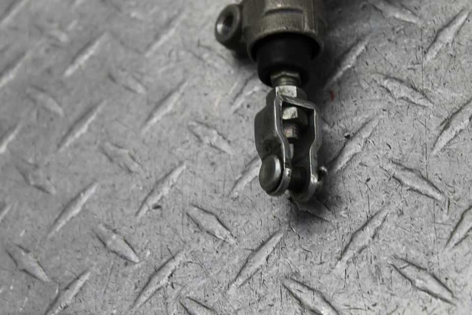 Kawasaki Ninja 650R Ex650A 2006 freno trasero cilindro maestro con depósito Foto 2 de 4