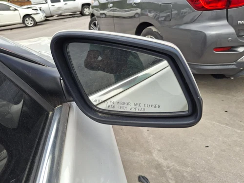 Used Right Door Mirror fits: 2015 Bmw 650I Power heated electrochromatic w/lane