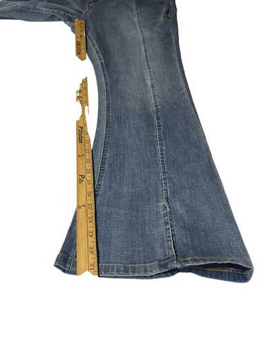 Denim & Co. Canyon Retreat Regular Easy Stretch Slit Jeans Light Wash 18W A57570 - Picture 7 of 7