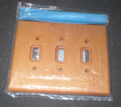 BRAINERD OAK TRIPLE SWITCH PLATE COVER WOOD MEDIUM OAK SOLD AS IS