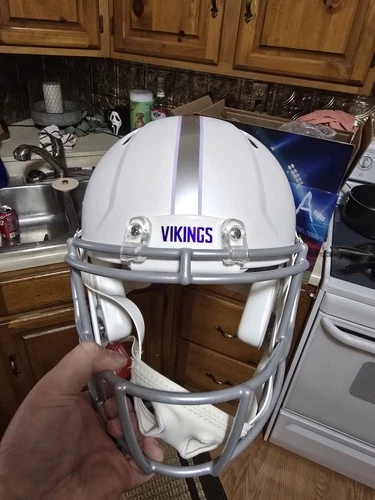 Justin Jefferson Signed Autographed Vikings Authentic Full Size Helmet Beckett