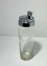 VINTAGE COCKTAIL SHAKER PARTY DRINK MIXER CLEAR GLASS WHEAT ETCHED *READ*