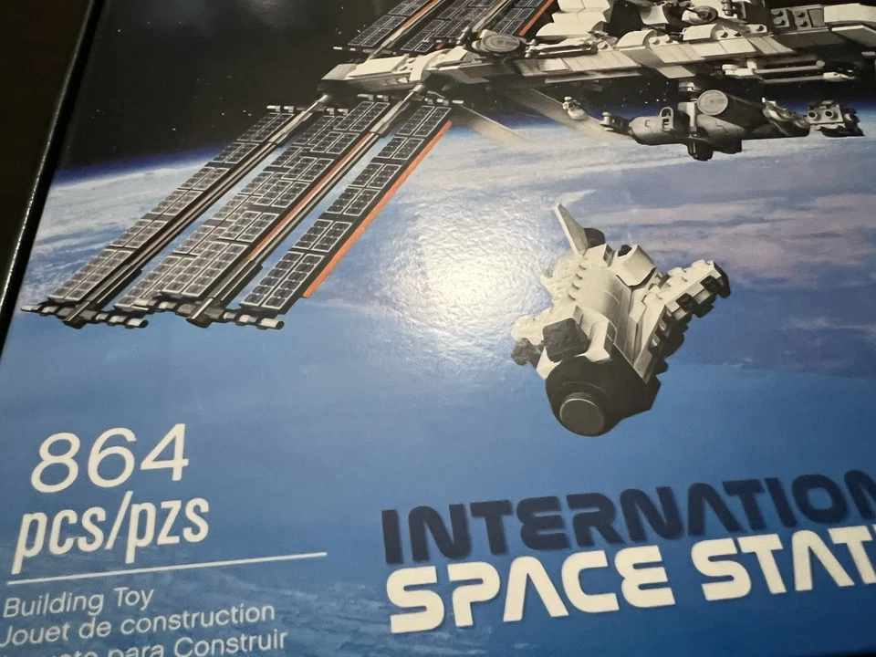 LEGO Ideas Estación Espacial Internacional 21321 Retirado NUEVO Foto 3 de 4