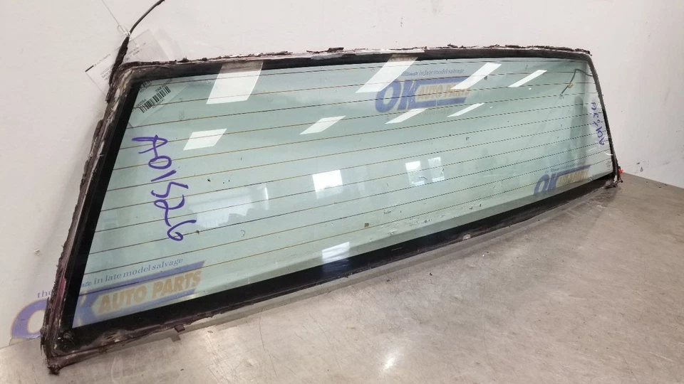 1985 CHEVY MONTE CARLO HEATED REAR BACK GLASS WINDOW Foto 3 de 4