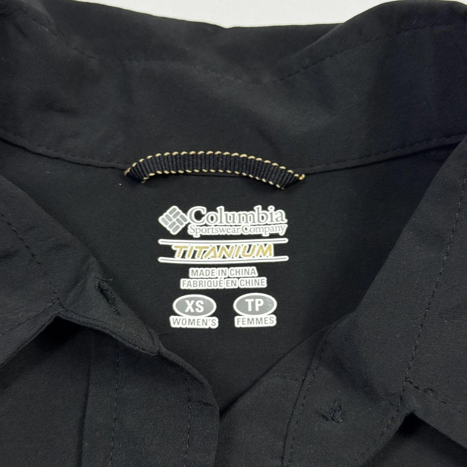 Columbia Titanium Shirt Womens XS Black Short Sleeve Button Front Omni-Dry Leaf - Image 4 of 4