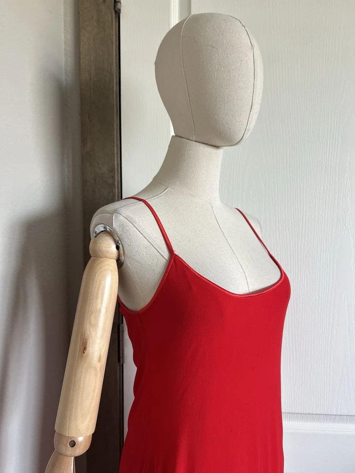 Lencería Cosabella Talla M Roja Malla Larga De Colección Hecha en Italia Y2K Foto 3 de 4