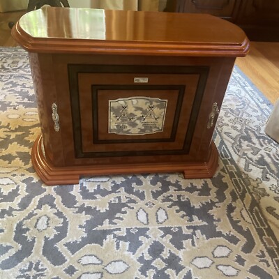 Montecristo 1935 Anniversary 2010 604/750 Limited Edition Heirloom Humidor
