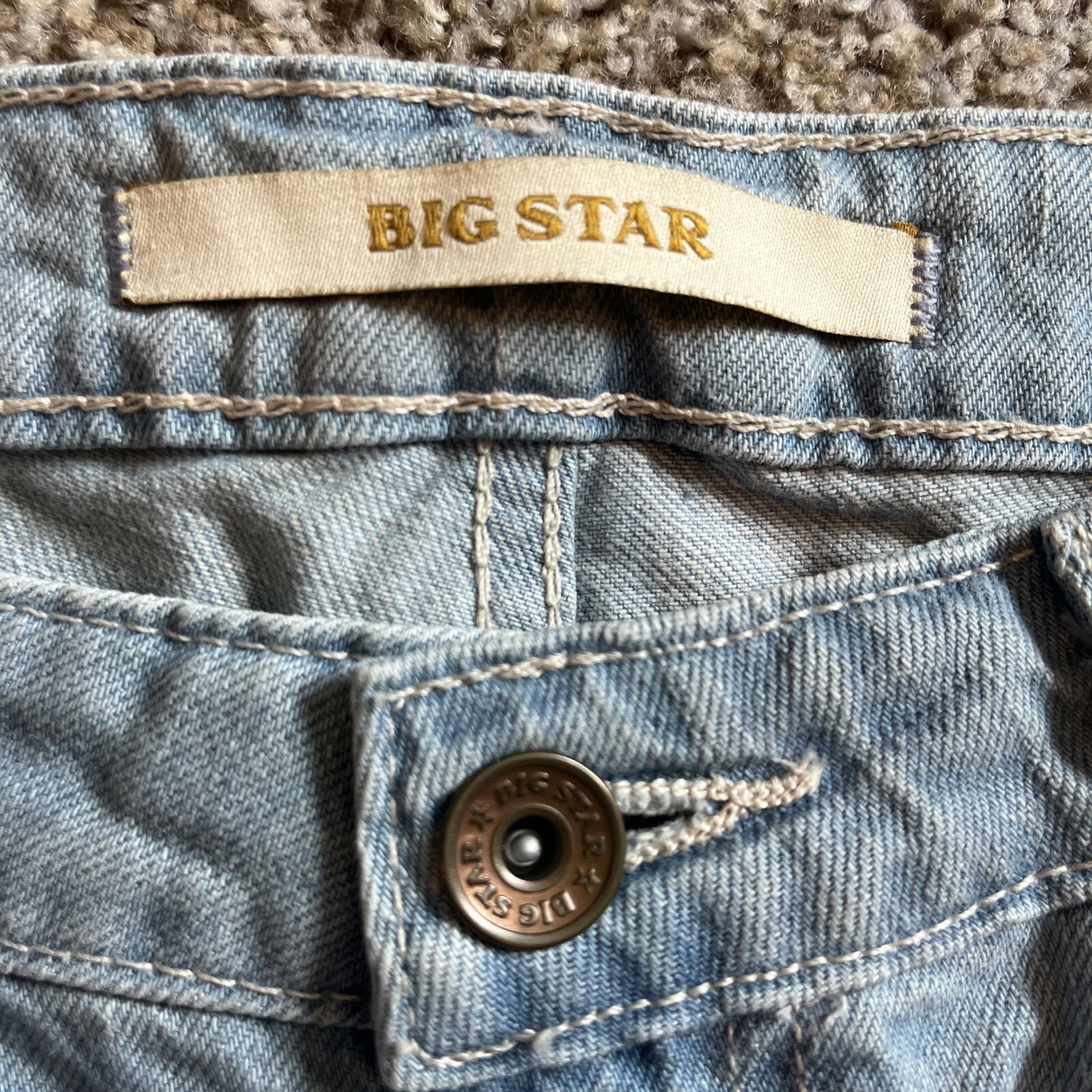 Big Star Jean Shorts Distressed Washed Raw Hem Womens Size 25 Waist 29 - View 4