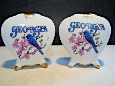 Souvenir,  Scotty, Georgia White Porcelain Salt & Pepper Shakers, Taiwan.