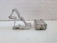 Set of 2 Dog and Bone Cookie Cutters Holiday Baking Pet Doggie Puppy Metal Shape