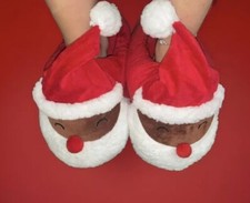 New Black Santa Kids One Size Fits All Ages 10  17 Fluffy CHRISTMAS Slippers