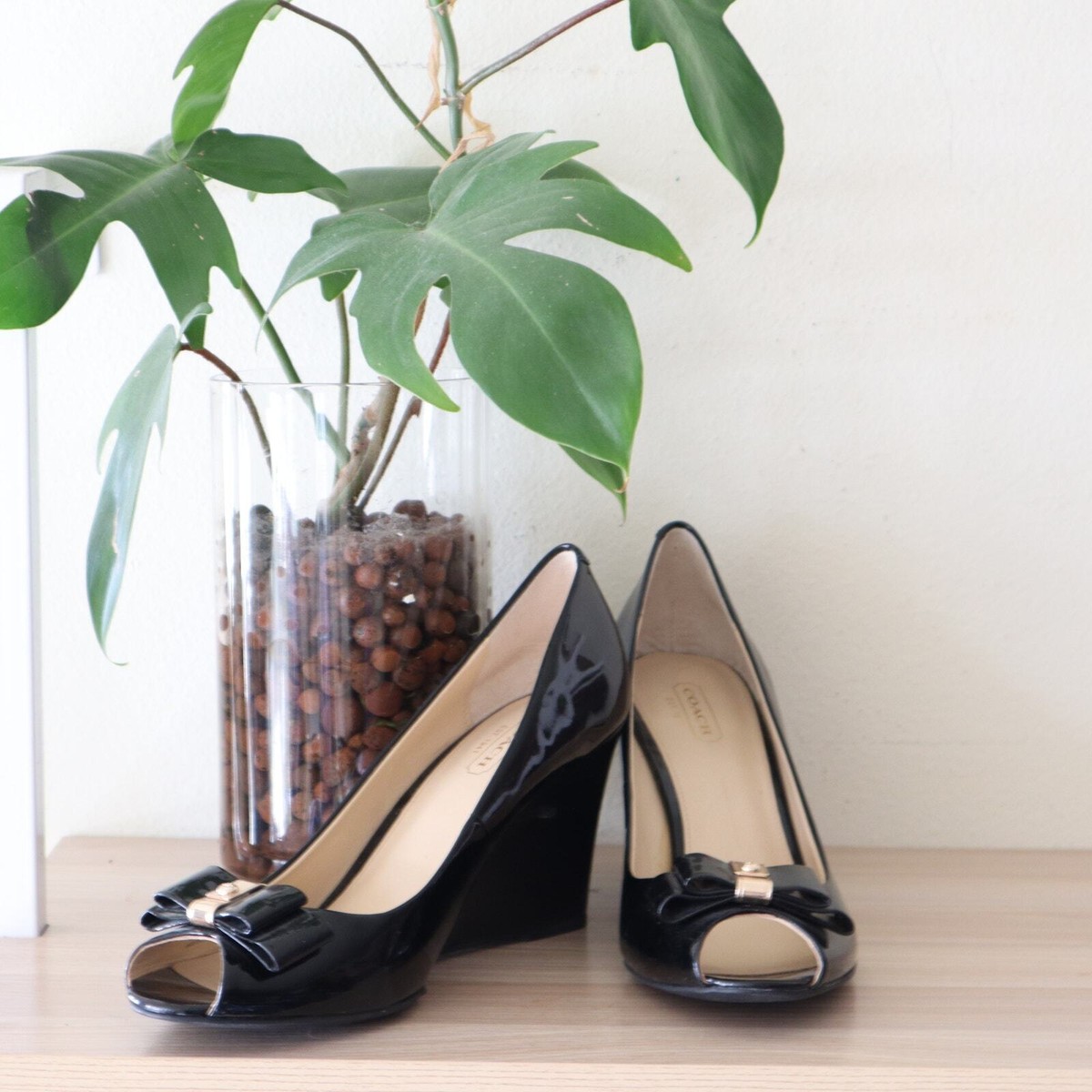 Coach Emma Black Patent Leather Peep Toe Wedge Heels w/ Bow Accent sz  A4066