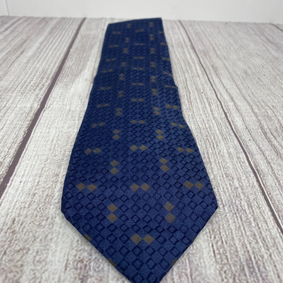 Corbata de seda Donna Karan Signature para hombre azul marino oro diamantes estampado geográfico corbata 3,75x60 Foto 3 de 4