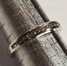 Sterling Silver Size 7 Band Ring Tiny Cubic Zirconia Channel Set Stones 2.3g