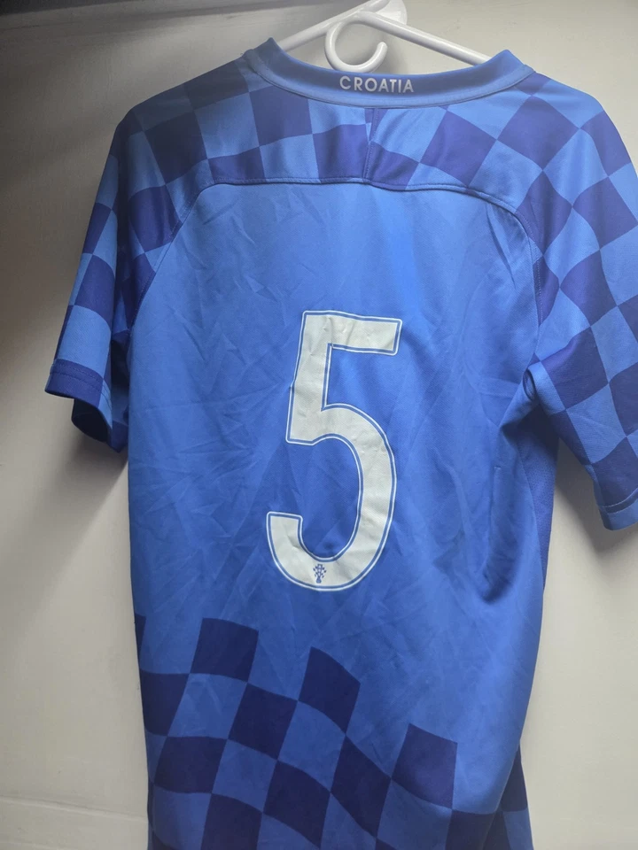 CROATIA AWAY SOCCER JERSEY  NIKE  - Image 2 of 3