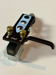 Signet AM30s Cartridge and Stylus on a headshell