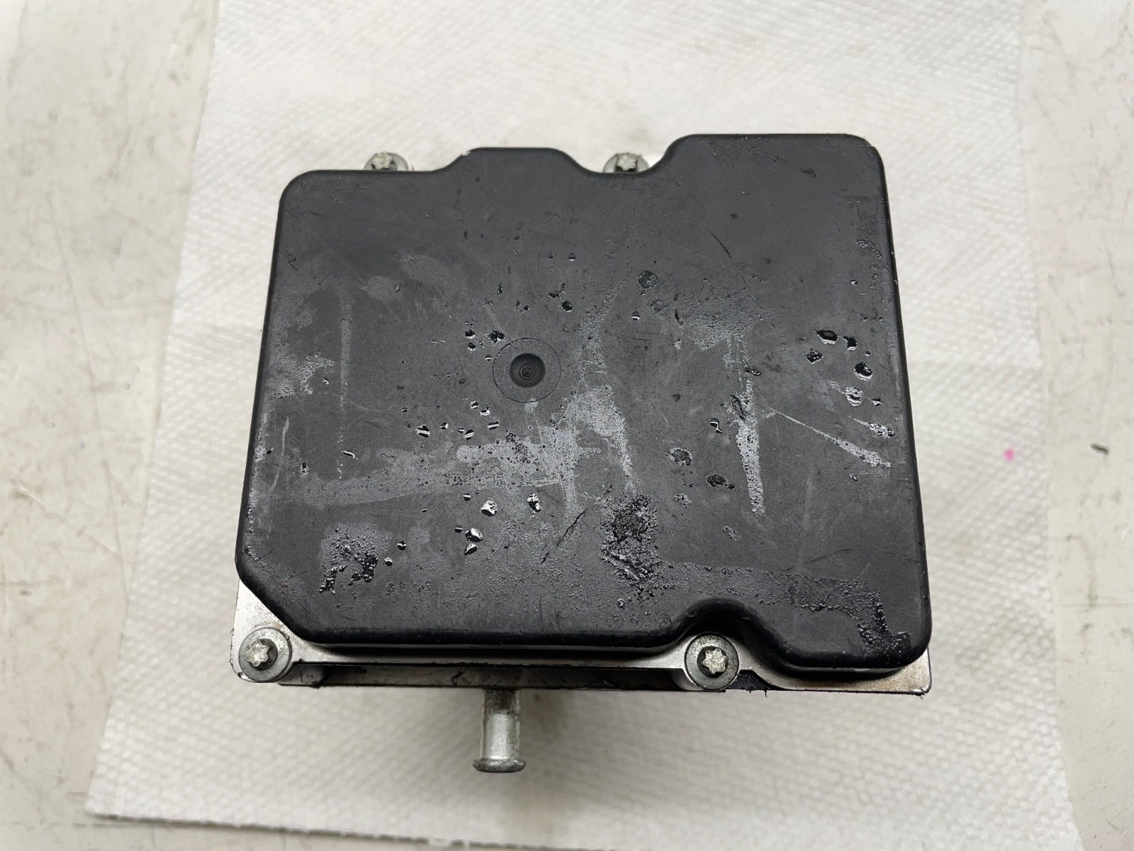 OEM 2006 2007 Maserati Quattroporte Anti Lock ABS Brake Pump Module 0265950686
