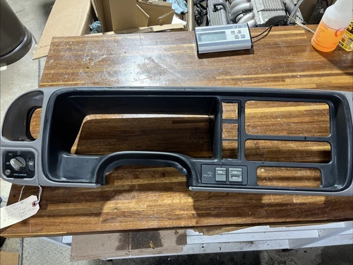 1996 OBS GM Sierra Tahow Yukon Suburban Dash Bezel w/ 4WD