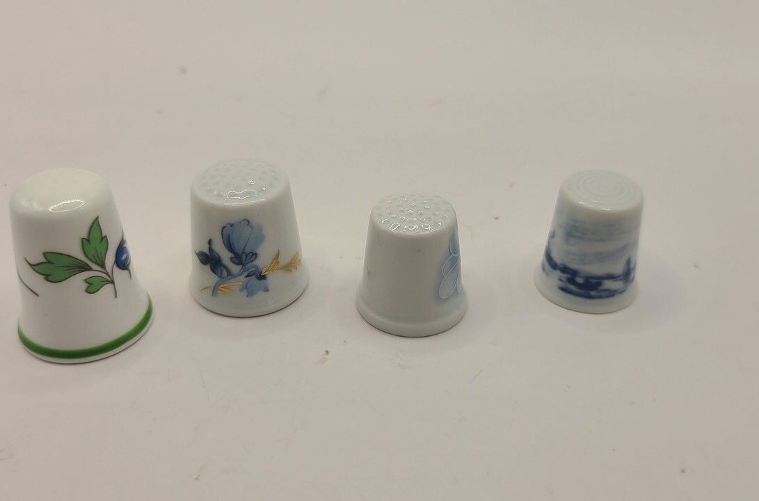 LOT OF 4 Ceramic THIMBLEScollection eBay