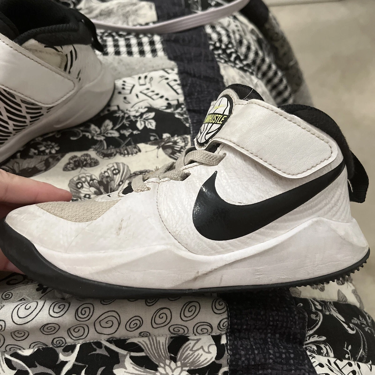boys nike shoes size 12