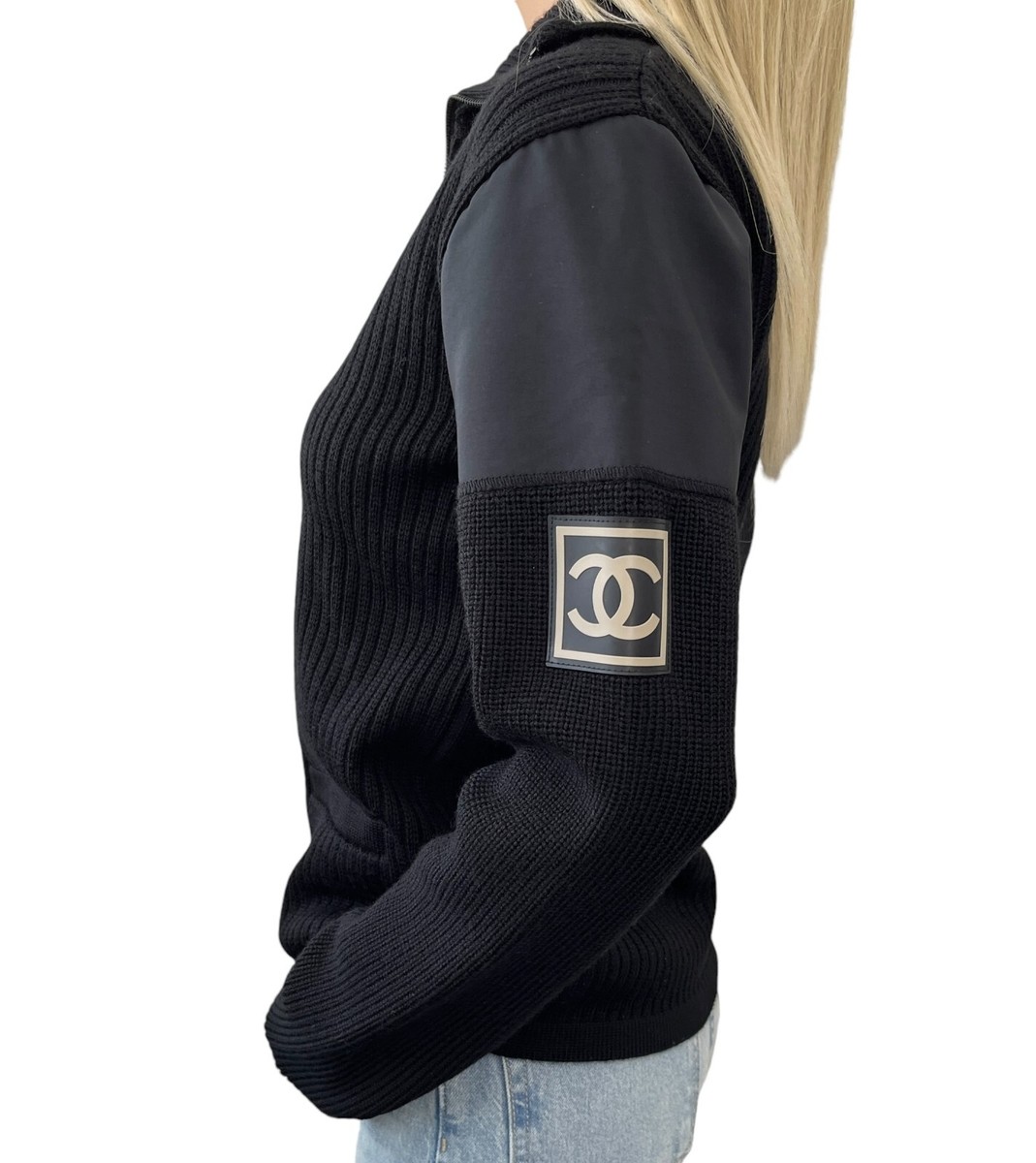 CHANEL Sport Vintage 02A CC Logo Zipped Jacket #38 Black CHANEL Sport Vintage 02A CC Logo Zipped Jacket #38 Black