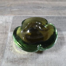 VTG Art Glass Ashtray Avocado Green Bowl Tray Round Desk Table Decor