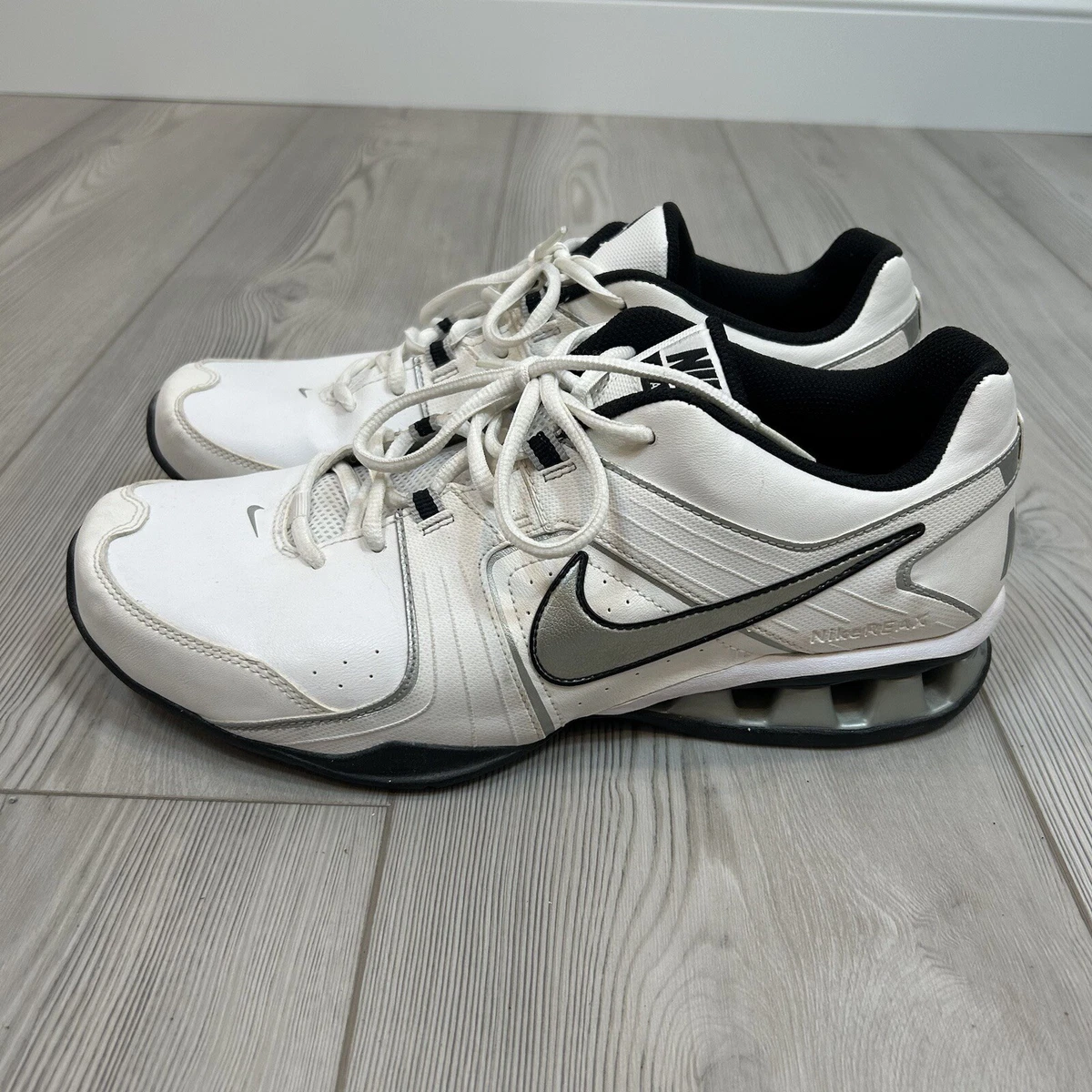 Nike reax deals 5 tr