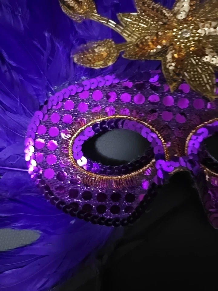 Masquerade Ball Feather Plume Mask Womens Purple Gold New Year Eve Mardi Gras - Image 4 of 4