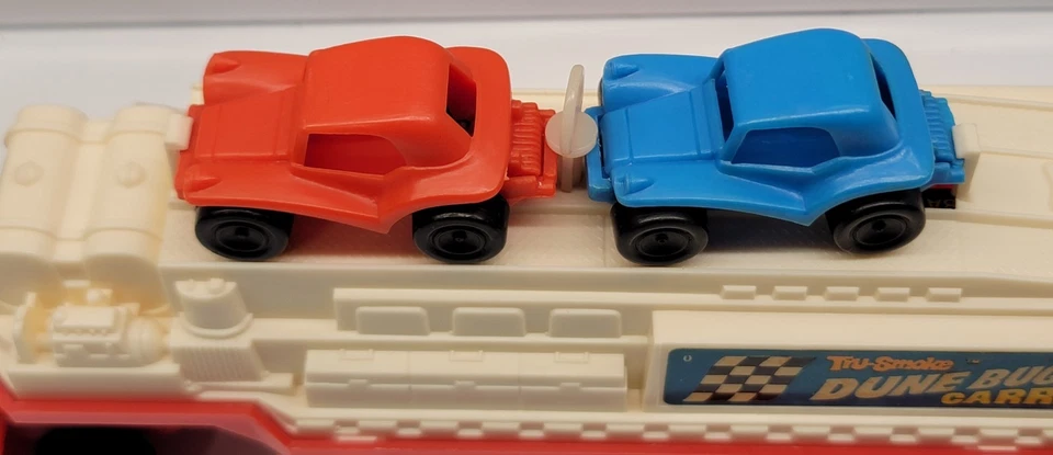 Vintage Remco Tru-Smoke Dune Buggy Carrier And Cab 1970 Tested & Working - Image 3 of 4