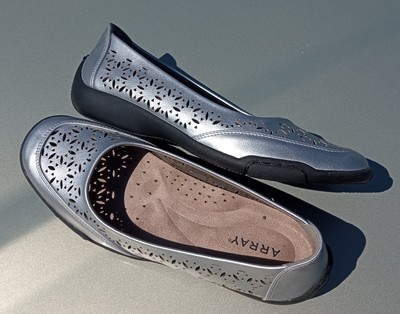 Array Jordan Silver Slip on Shoes Flats Loafers Women's Size 8 N