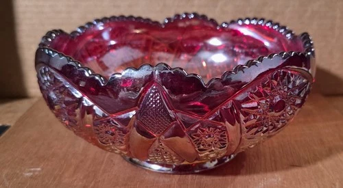 Vintage Indiana Glass Red Amberina Heirloom Sunset Carnival Glass Bowl 8"