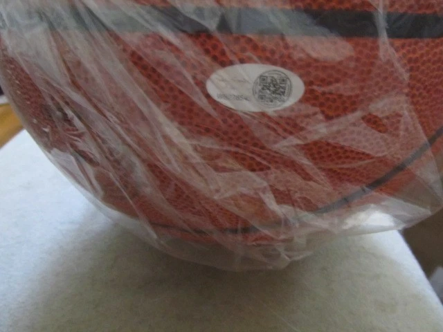 Bob Cousy Signed "HOF 71" Inscribed NBA Basketball COA Boston Celtics - Image 2 of 2