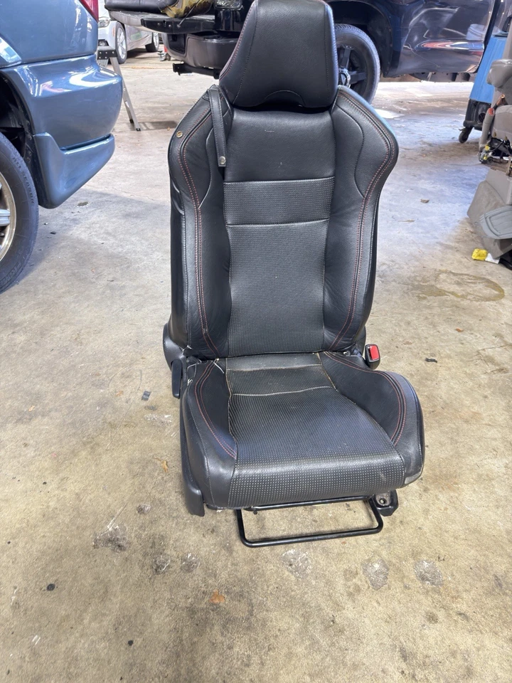 Subaru BRZ 2016 asiento delantero derecho pasajero derecho cuero ScionFRS 13-18 Foto 3 de 4