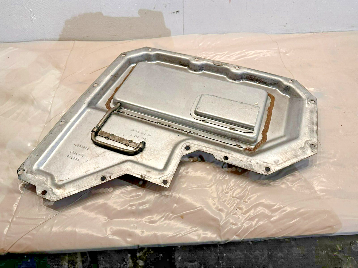 Cummins ISX DOHC Diesel Engine Front Timing Gear Cover 3684273 OEM