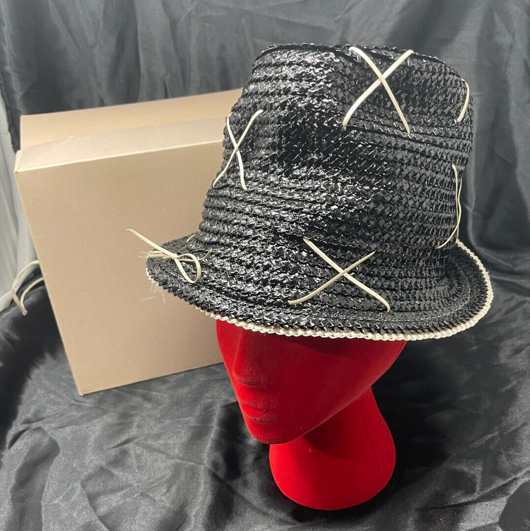 Cappello donna vintage anni 60 Yves Saint Laurent in paglia nera con scatola