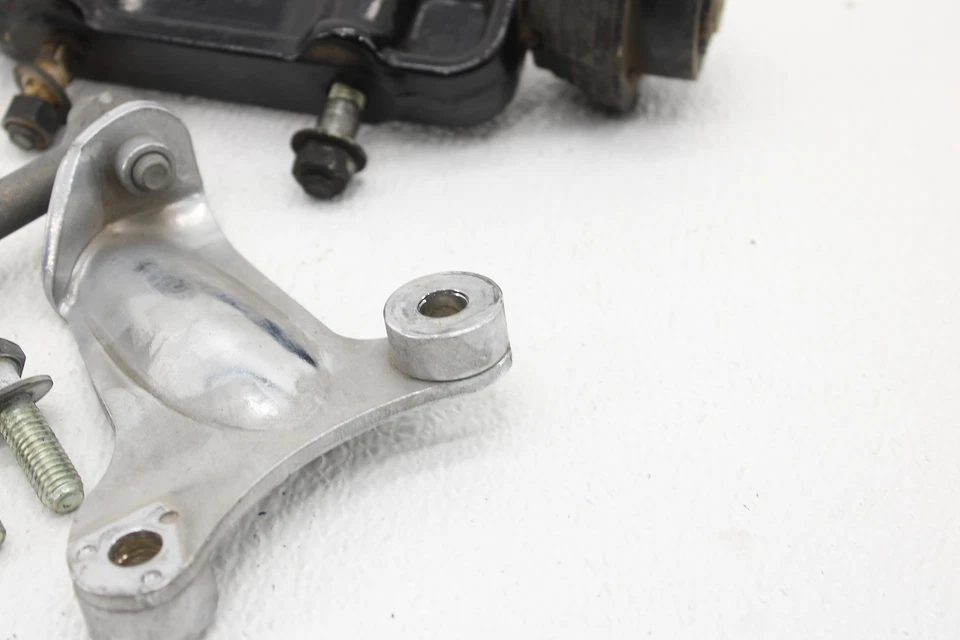 09-13 Harley Davidson Touring Electra King Road Glide Front & Top Engine Mounts - Image 4 of 4