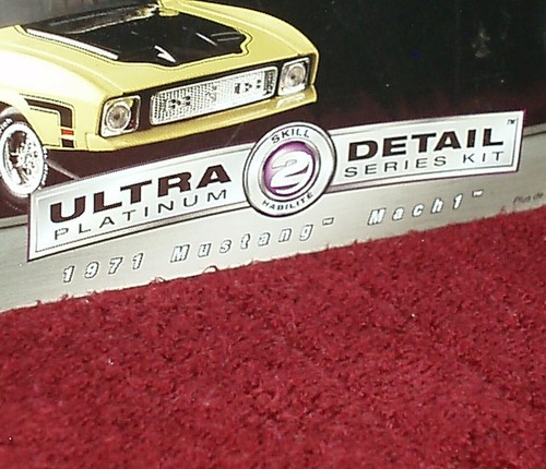 TESTOR'S 1971 FORD MUSTANG MACH 1 BEIGE MODEL KIT 1/24 SKILL LEVEL 2 - Picture 3 of 10