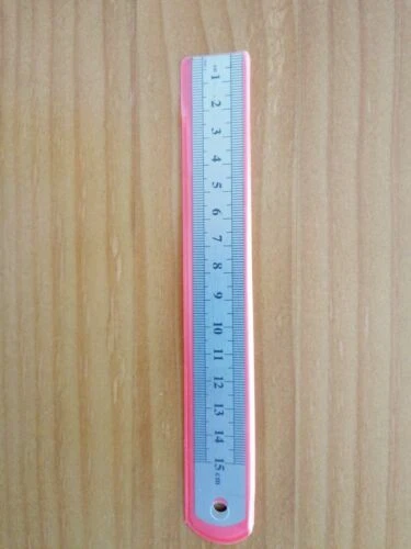 Mètres à ruban et règles pour le bricolage