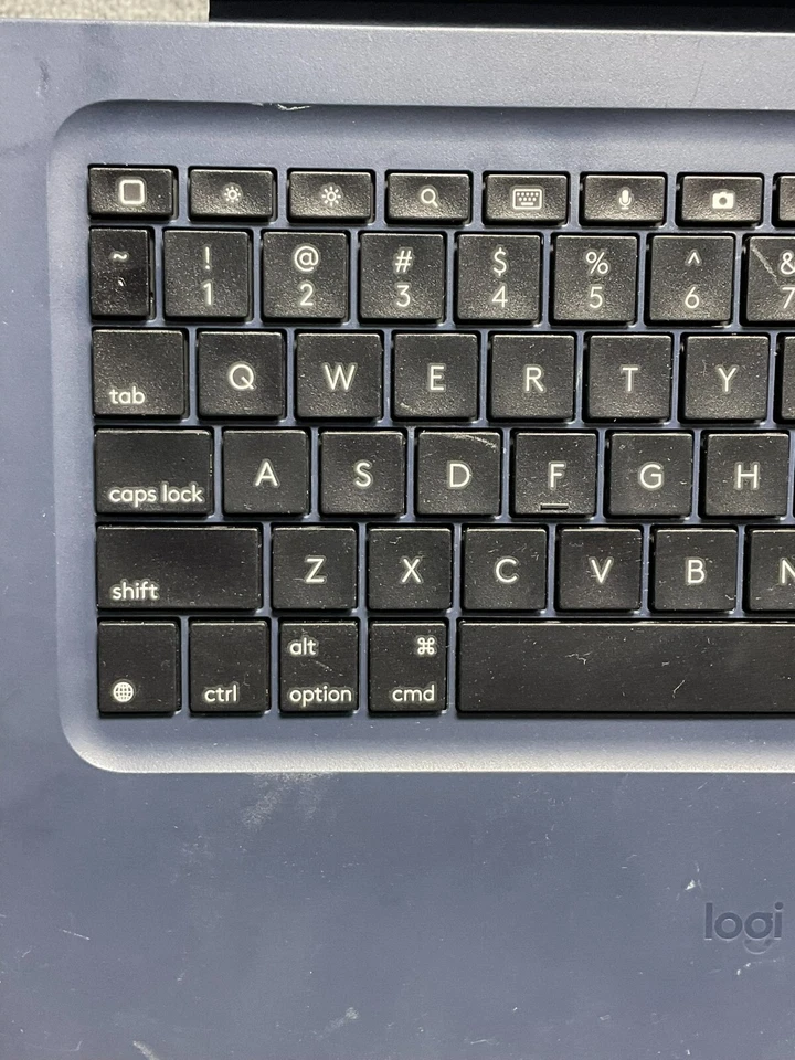 Logitech Keyboard Y-B0009 Rugged Combo 2 🔒 Secure Seal for 9.7" iPad 5th/6th Ge - Image 3 of 4