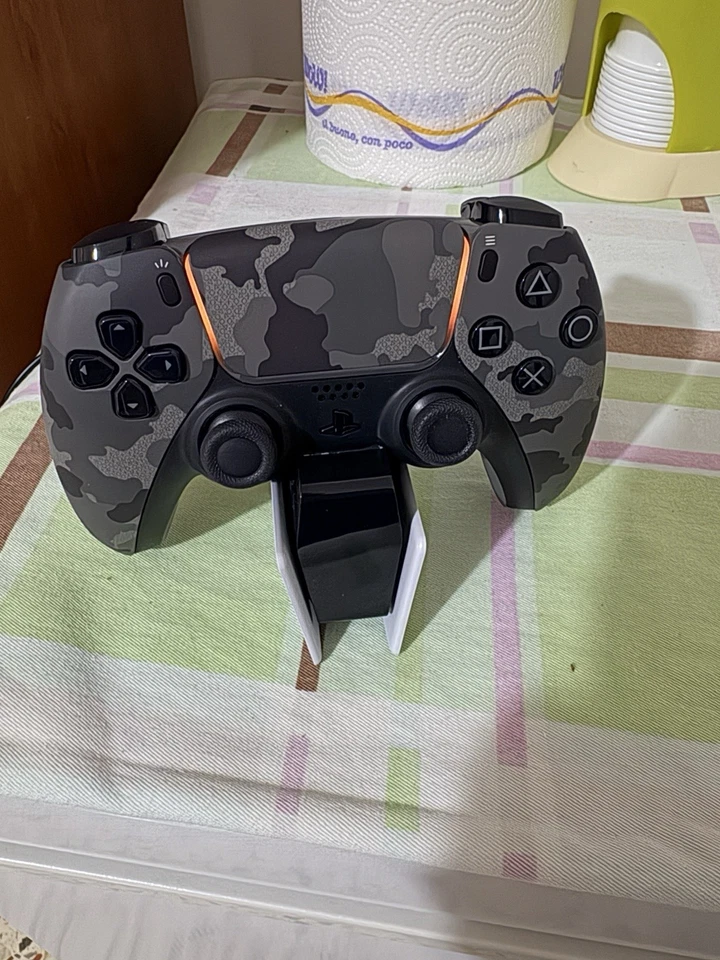 Sony DualSense Base di Ricarica - Bianca/Nera - Immagine 3 di 3