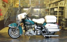 FRANKLIN MINT 1 24 Harley Davidson 1976 ElectraGlide body only motorcycle