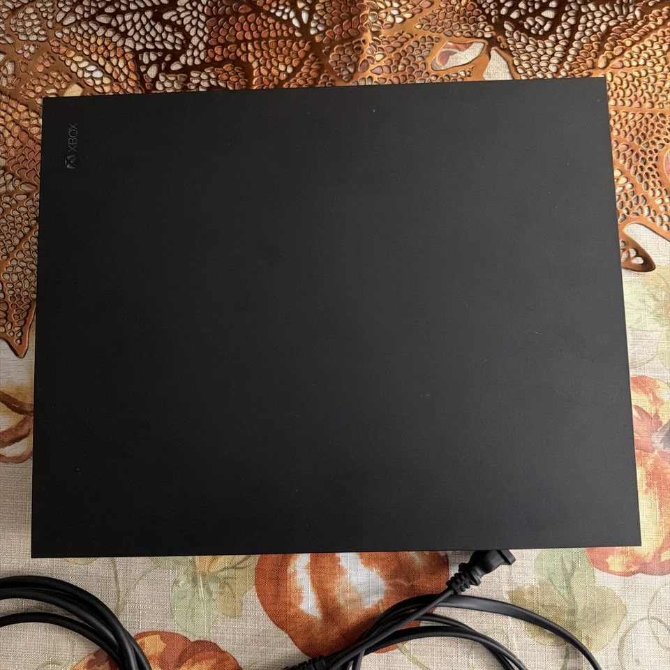 Xbox One X 1TB Black Console, No Controller, HDMI & Power Cable Included - Image 2 of 4