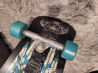 Powell Peralta Steve Saiz 'Totem' Skateboard Complete Powell Peralta Steve Saiz 'Totem' Skateboard Complete